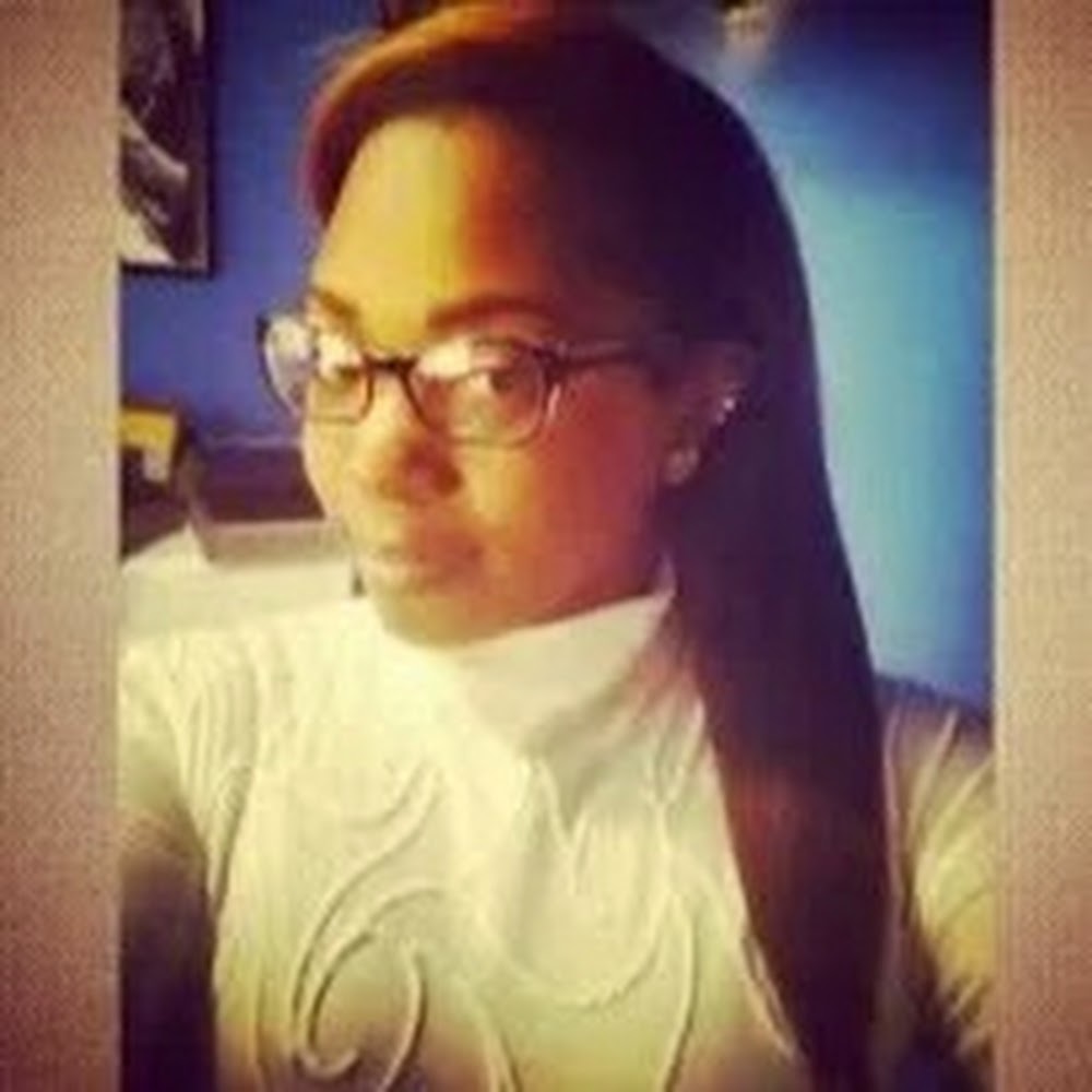 Meet your Posher, Mishea